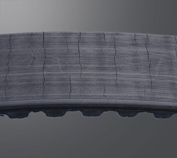 Растрескивание внешней стороны ремня