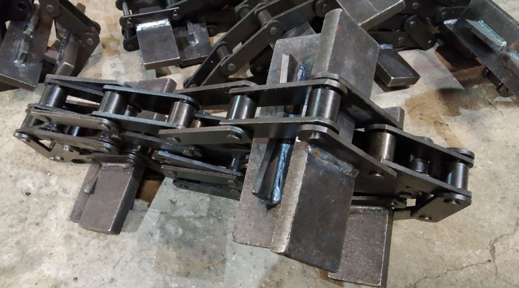 Транспортерные цепи с приваренными пластинами