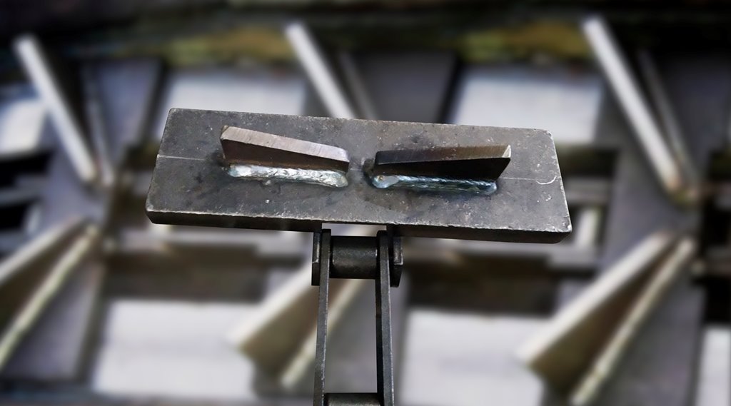 Транспортерная цепь по образцу заказчика с приваренной пластиной